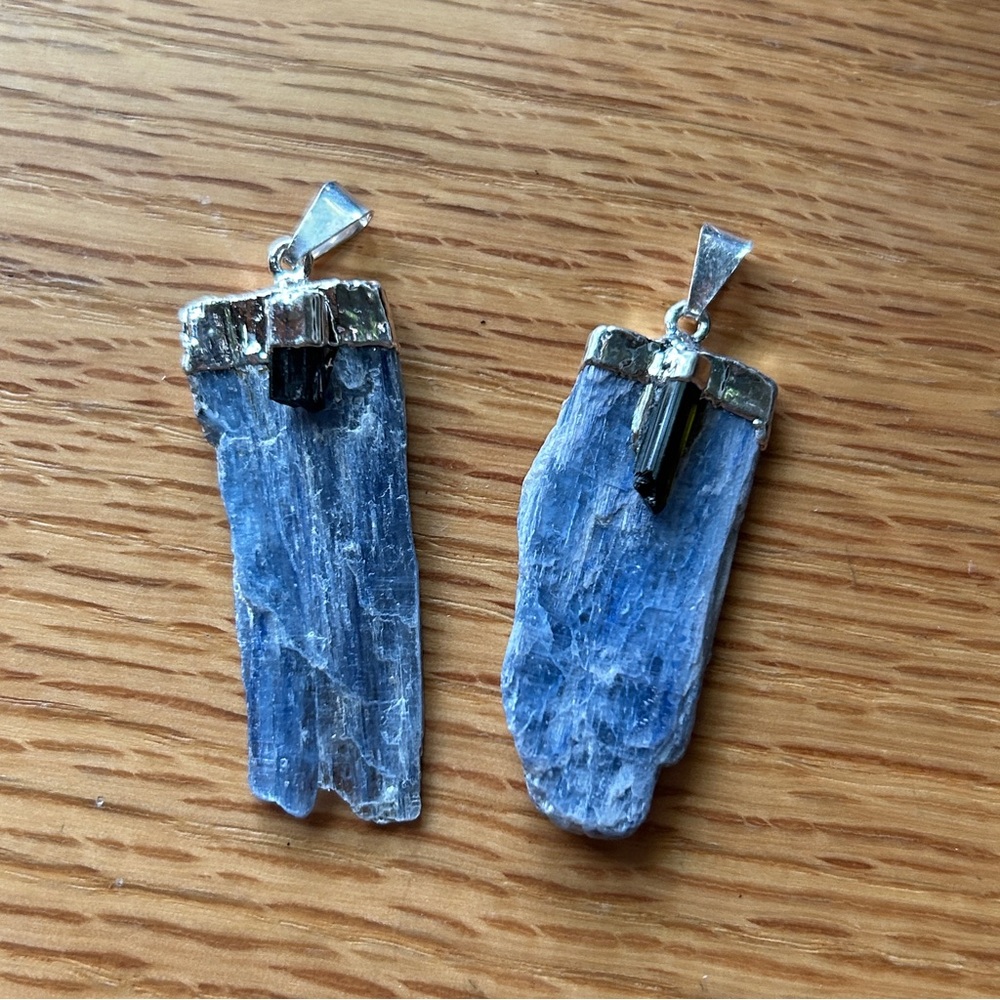 Blue kyanite pendant with black tourmaline